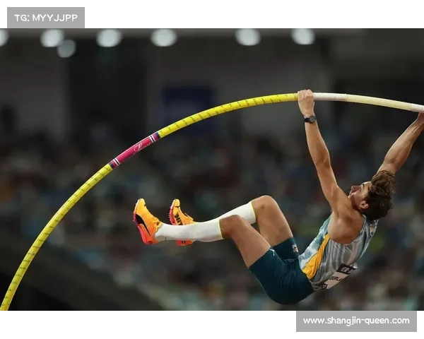 瓦尔霍姆厦门站挑战300米栏世界最佳成绩 以33.05秒创历史新高